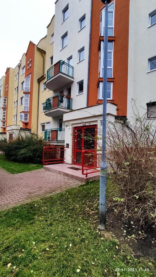 Apartamencik Super Poznań Buitenkant foto